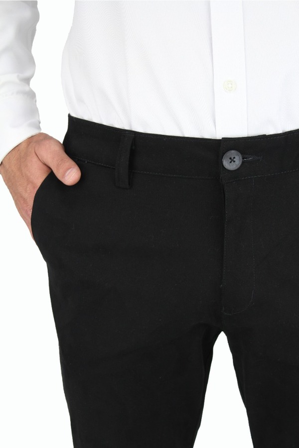 Pantalón Negro Corte Chino Slim Fit De Algodón Para Hombre